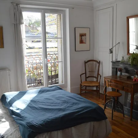 Homestay Dans *